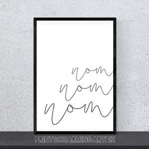 K&ouml;nnte beinhalten: Schwarzwei&szlig;es druckbares Wandbild mit dem Wort "nom", das dreimal in einer kursiven Schrift geschrieben ist.