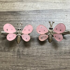 90’s butterfly clips moving wings