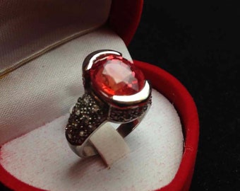 Solid Sterling Silver Gorgeous Sparkling Orange Padparadsha Sapphire Ring (Size 6)