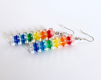 Regenbogen-Ohrringe aus LEGO®-Steinen – Bunter Statement-Schmuck in Handarbeit