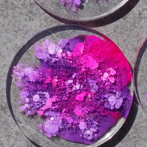 Set de 6 sous-verres rose et mauve en résine cristal resin petri dish coaster image 6