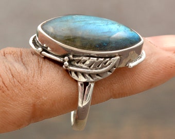Labradorite gemstone ring by nirusilverart*gemstone silver ring*natural labradorite ring*sterling silver ring*handmade ring
