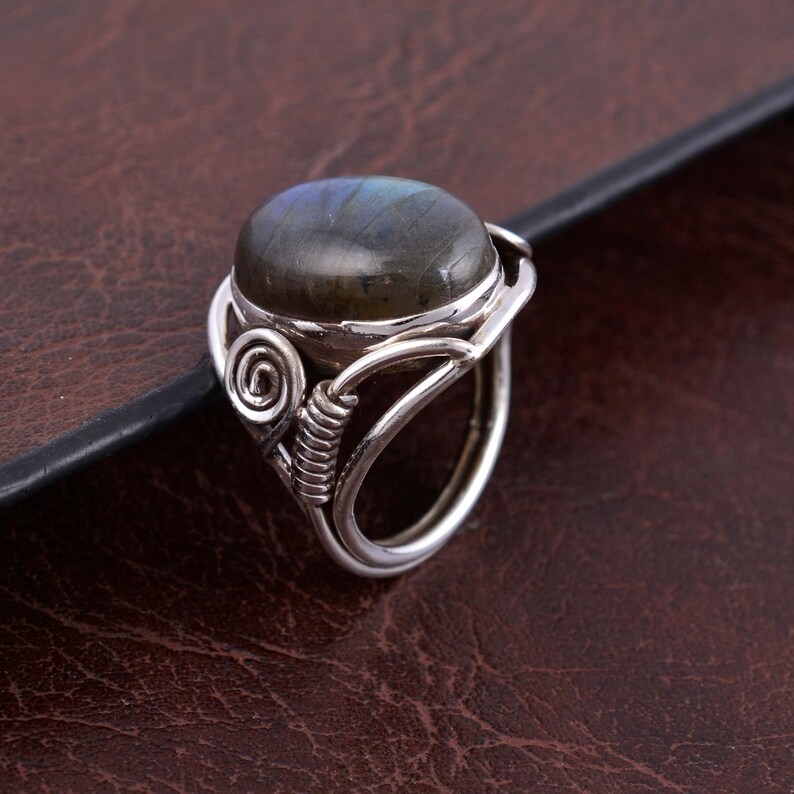 quality labradorite ring*gemstone ring*sterling silver ring*silver gemstone ring*handmade ring*natural labradorite ring A