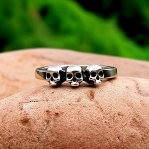 Skull Sterling silver ring handmade solid medieval 925 unique unisex men women punk gothic goth biker men&#39;s oxidized jewelry gift her him