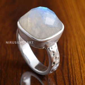 Genuine Moonstone Ring, Moonstone Silver Ring, Handmade Moonstone Ring, Moonstone Ring, Boho Ring, Moon Stone Ring, Rainbow Moonstone Ring