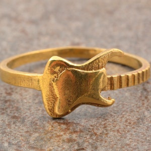 Guitar Ring For Her,Outstanding Ring,Promise Ring, Dainty Gold Ring, Love Ring,Musical Ring, Dazzling Ring, Minimalist, Everyday Gold Ring