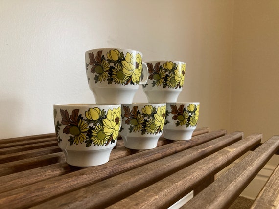 Vintage Floral Coffee Cups; Vintage Mugs; Floral Mugs; 1970s Mugs