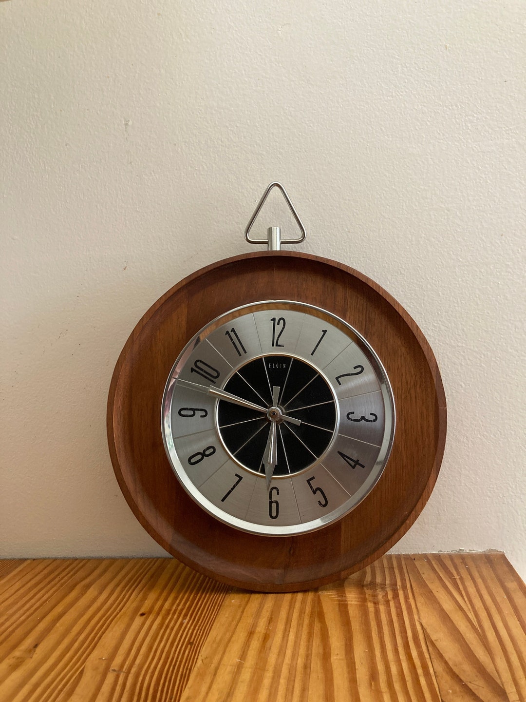 MCM Elgin Battery Operated Wall Clock Round Wall Clock Etsy