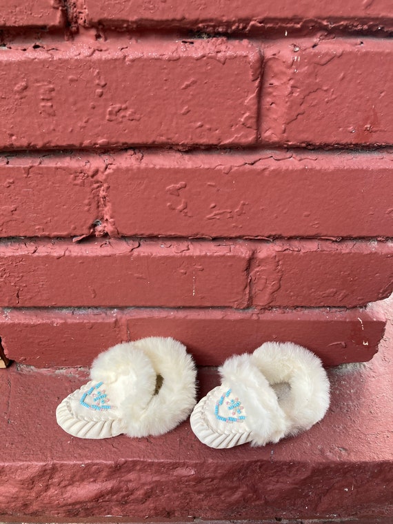 Vintage Baby Moccasins; White Leather Moccasins; … - image 6