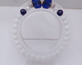 Blue and white stretch bracelet