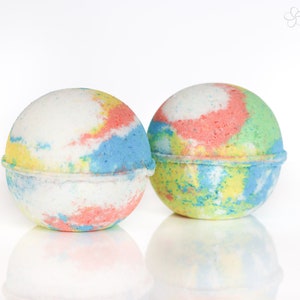 Oatmeal and Honey JUMBO 7 oz. Bath Bombs, Moisturizing Bath Bombs, Relaxing Bath Bombs, Shea Butter & Epsom Salt Handmade Fizzy Bath Bombs