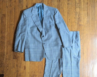 Blau karierter 2-teiliger Anzug aus den 1970er Jahren