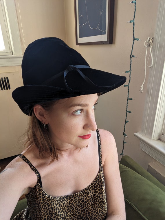40s Black Velveteen Hat - image 3