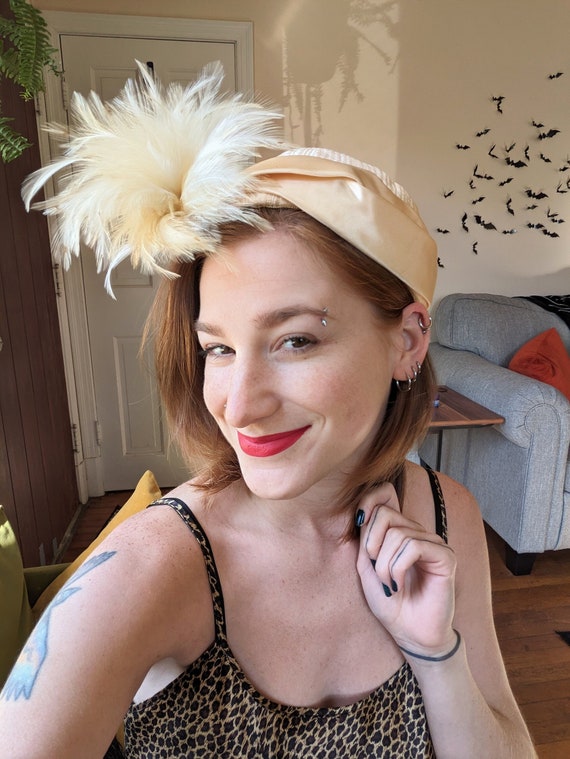 Elegant Vintage Cream Hat with Multicolor Feather Trim, purchased in Switzerland Accessories | Elegant Vintage Cream Hat With Multicolor  main image 3