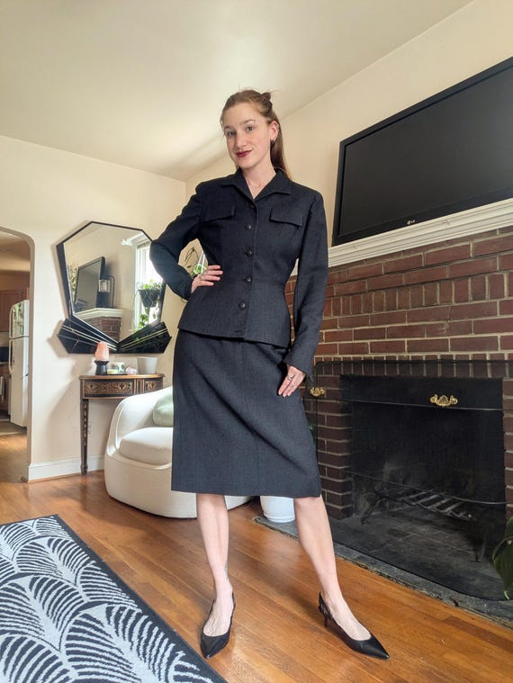 1940s Charcoal Grey Wool Skirt Suit From Stefan for Briarbrook