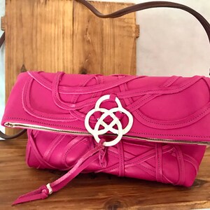Petit sac à bandoulière en cuir fuchsia, sac à bandoulière fuchsia pour la fête, sac à bandoulière en cuir fuchsia pour l'été