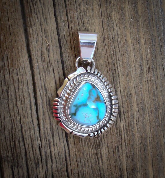 Turquoise Pendant, Navajo Silver Kingman Turquoise