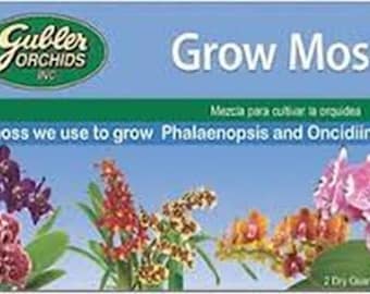 Pode incluir: Uma embalagem retangular de musgo para cultivo Gubler Orchids Inc. com fundo azul e imagens de orquídeas roxas, vermelhas, amarelas e rosas. O texto diz Grow Moss, The same moss we use to grow Phalaenopsis and Oncidiinae Orchids, 2.2L.