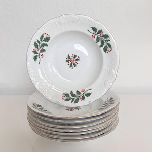 Royal Kent Christmas Bowls (Set of 8): Holly Berry Gold Rim
