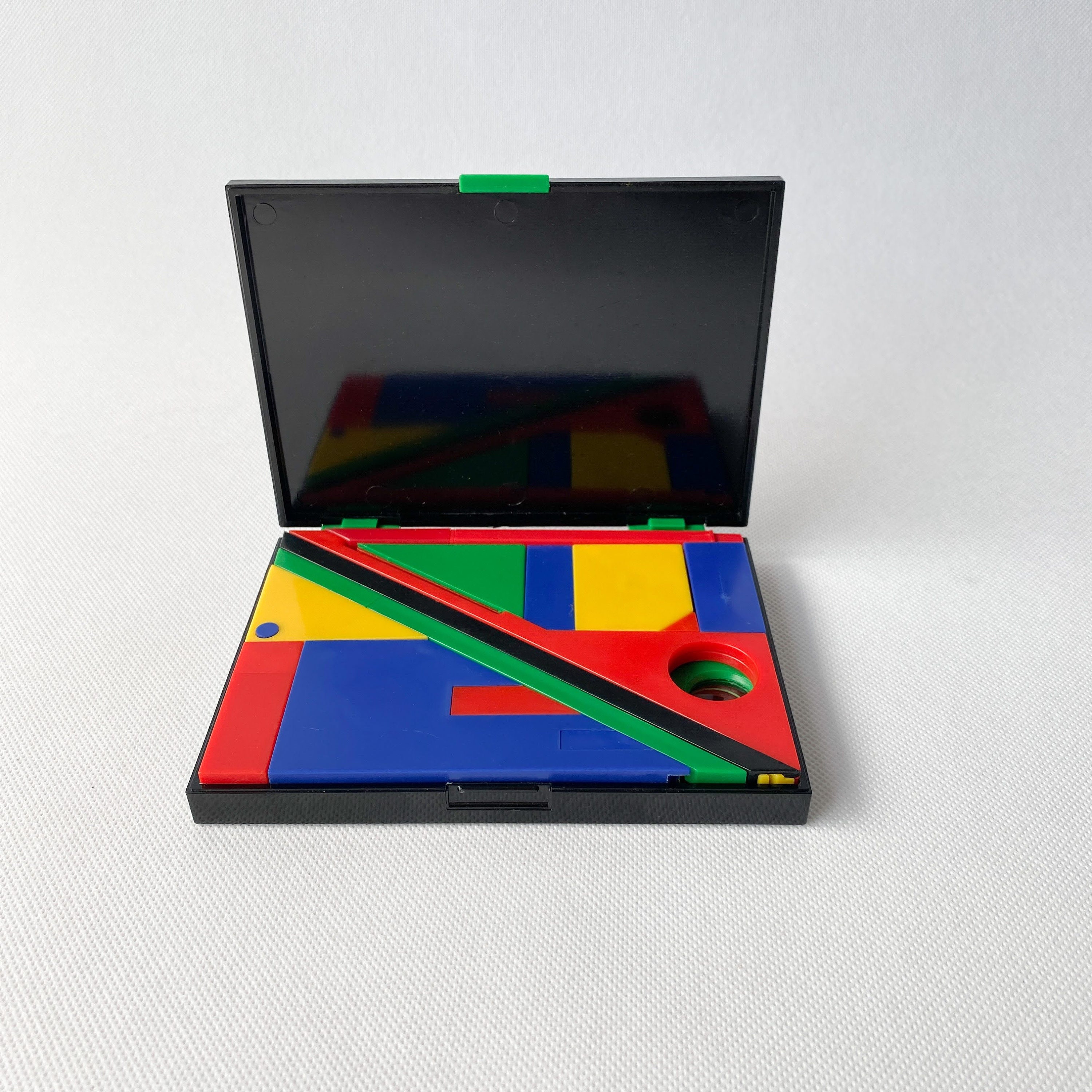 CLUBHAUS × TANGRAM DICE MARKER SET WHITE×BLACK TGA-G80