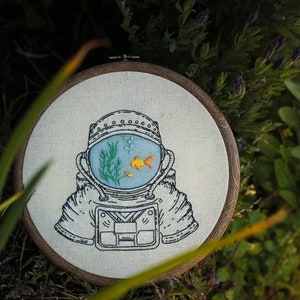 Astronaut Fish Bowl Embroidery pattern digital PDF guide spaceman hand embroidery image 3