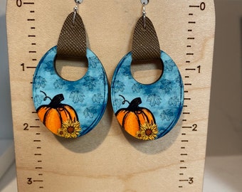 Pumpkin earrings, lightweight, Fall earrings, fall jewelry, sublimated earrings, fall lover earrings, gift for fall lover, gift for her