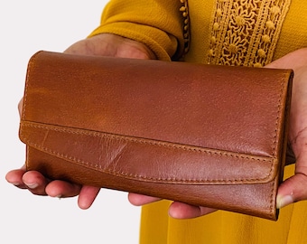 Leather Wallet Woman, Personalized Women’s Wallet, Distressed Leather Wallet for women, Womens Leather Wallet