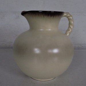 Carstens Tonnieshof Pitcher