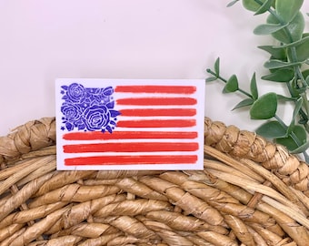 Floral American flag sticker, American flag decal, USA flag sticker, laptop stickers, water bottle sticker, trendy stickers, patriotic decal
