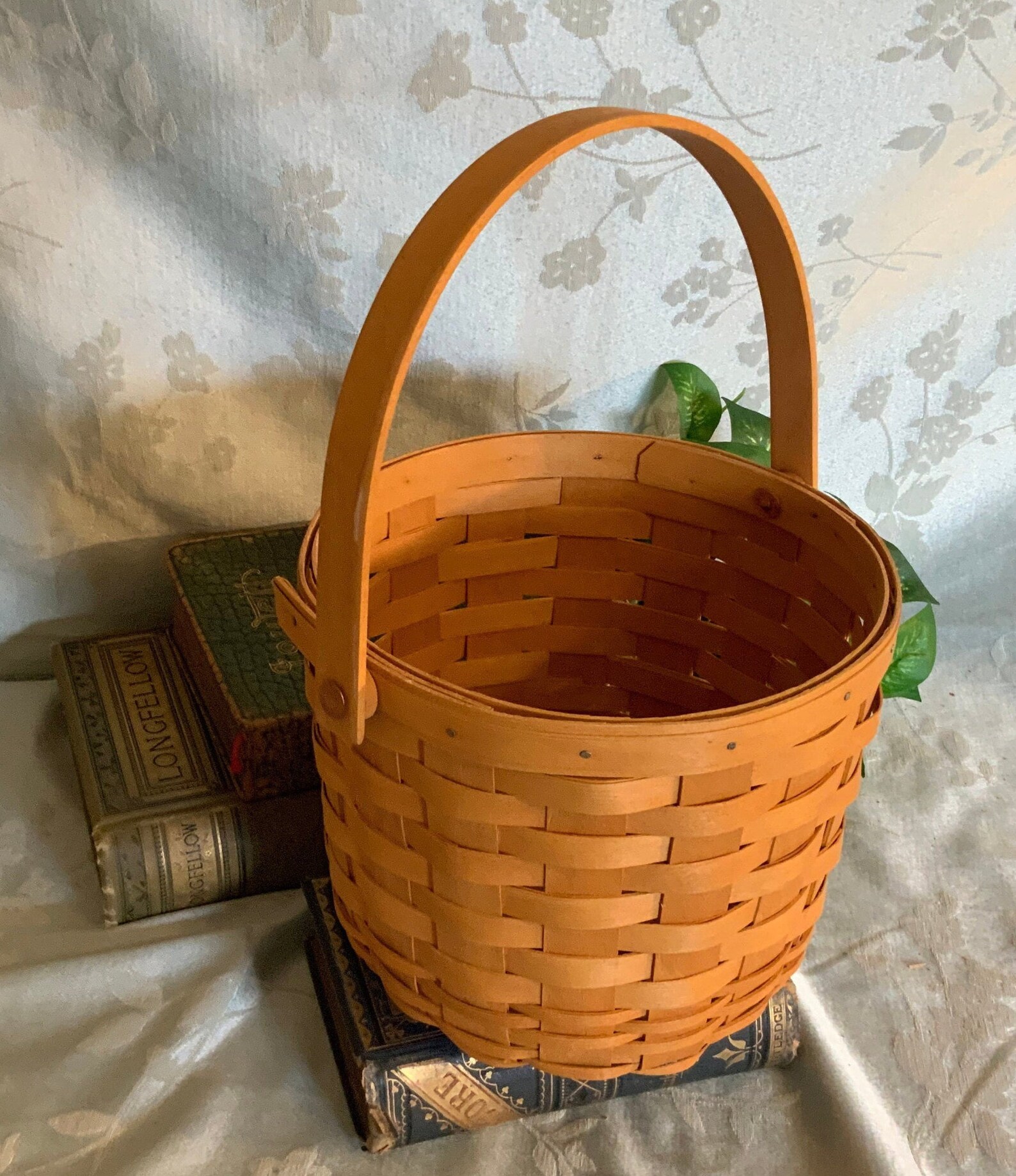 Vintage Longaberger Basket Handwoven Basket Round Basket Etsy