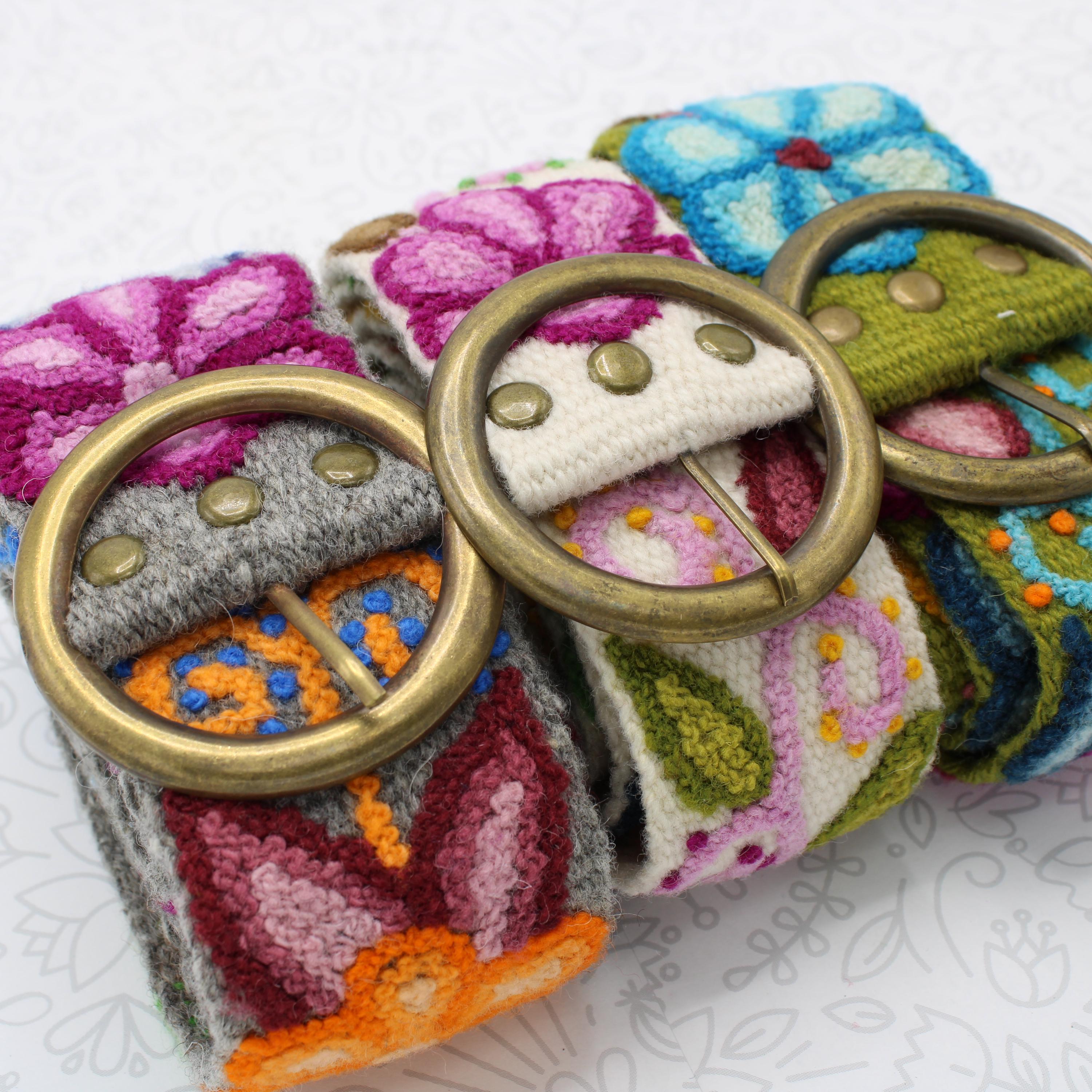 Handmade Peruvian Embroidered Wool Waist Belt: Colorful Boho  display picture 2