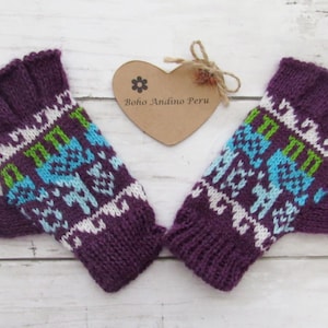 Kids Peruvian alpaca gloves, alpaca gloves with llama design mittens, light and warm in natural colors with Andean designs, wool glove,