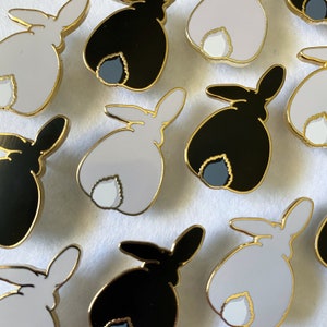 Bunny Butt Enamel Pin - lapel pin - Cloisonné Badge bunnies rabbit tails lop ears