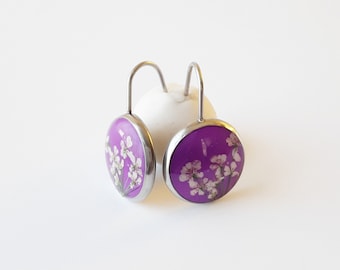 Spring Purple Real Flower Dangle Earring, Pressed Flower Jewelry, Dried Flower Accessory, Everyday Earring, Botanical Jewelry, Romantic Lace