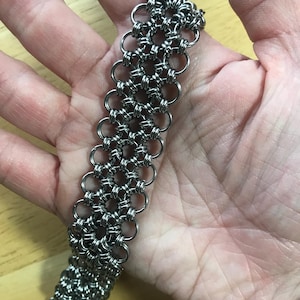 Stainless steel chainmail choker necklace