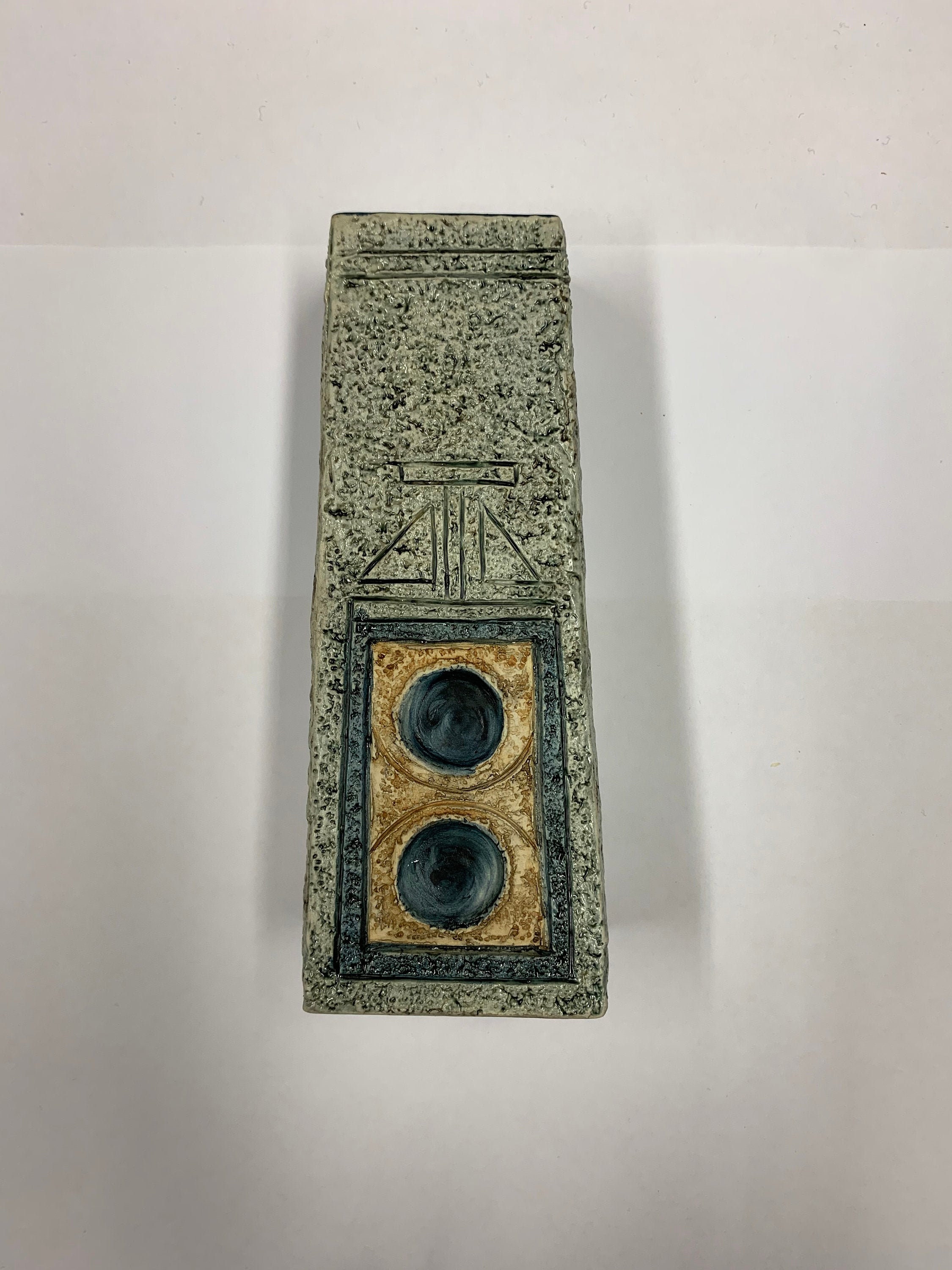 Troika Coffin Vase