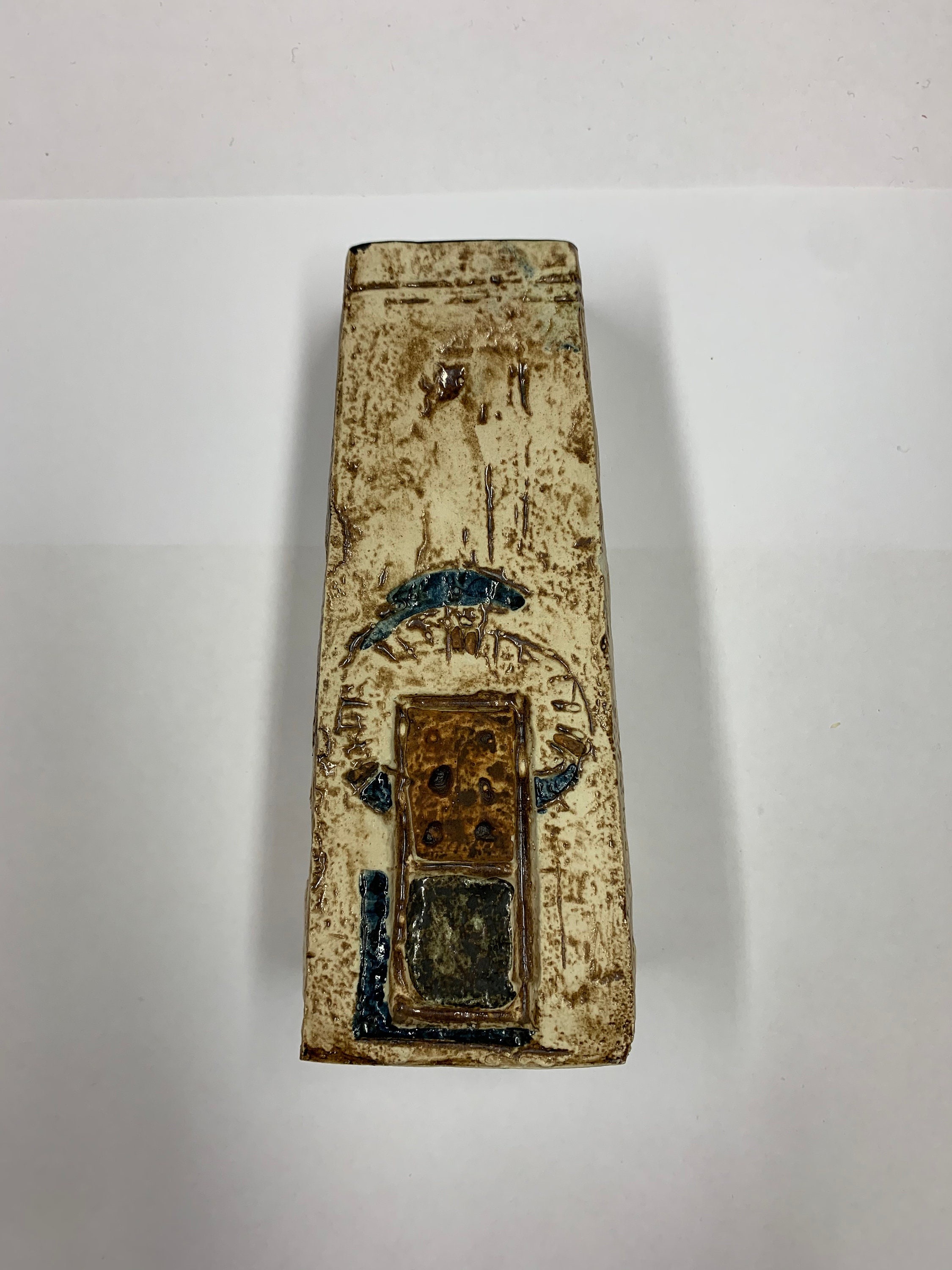Troika Coffin Vase
