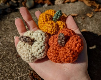 Tiny Crochet Pumpkins Fall/Halloween Centerpiece Décor