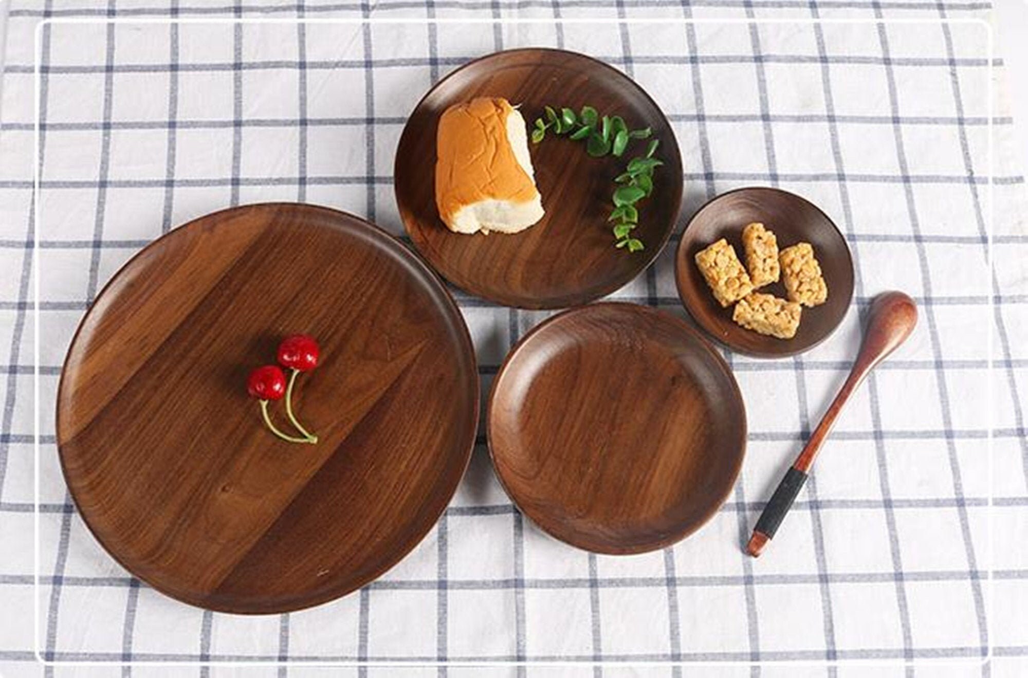 Round walnut wood tray solid wood pizza tray meal tray Etsy