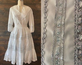 Vintage 80’s patio dress set / ric rac trim / white circle skirt / square dance outfit <<<flagstaff patio set>>>