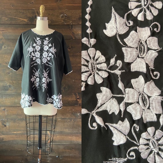 Vintage 80’s mexican embroidered top / black and … - image 1