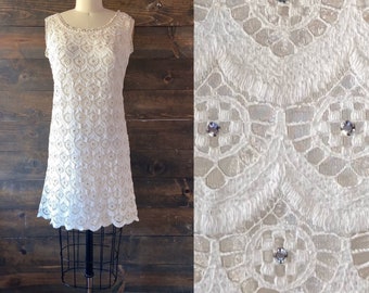 Vintage 60’s ivory crochet dress / mod mini dress / rhinestone detail <<<dusty in memphis dress>>>