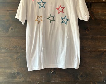 Vintage 90s rhinestone star tee / embroidered t shirt / grannycore
