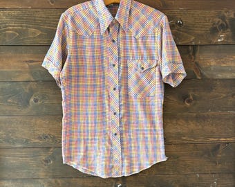Vintage 70s pearl snap shirt / wrangler western shirt / pastel check