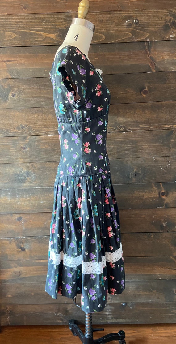 Vintage 50’s floral country dress / novelty print… - image 5