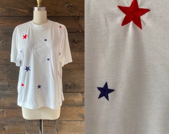 Vintage 90’s star embroidered tee / red white and blue / patriotic / july 4th <<<Star tee 1>>>