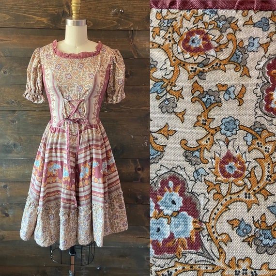 Vintage 70’s square dance dress / lace up cottage… - image 1