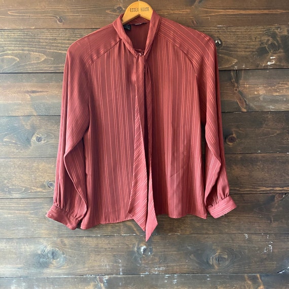 Vintage 80’s pussy bow blouse / rust colored shir… - image 6