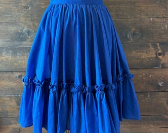 Vintage 70s blue circle skirt / pocket / square dance skirt with ruffle / western pinup