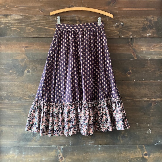 Vintage 80’s calico prairie skirt / tiered ruffle… - image 1